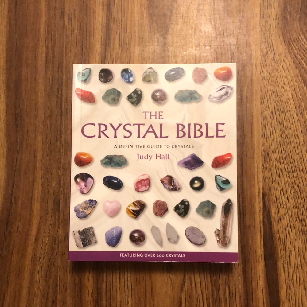 THE CRYSTAL BIBLE | Book by Judy Hall